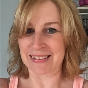 Meet your Posher, Janet